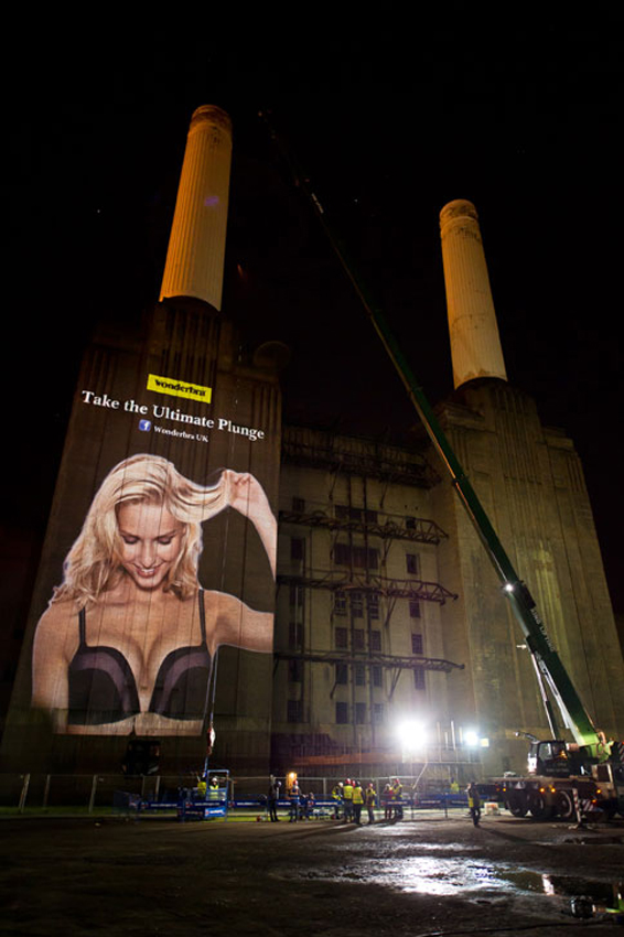 Wonderbra-1.jpg Wonderbra-1.jpg