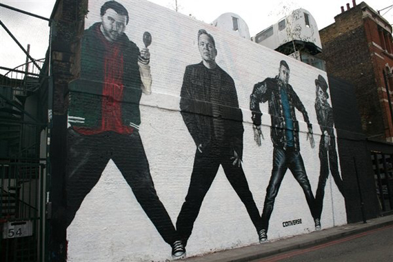 Converse-Connectivity-Graffiti-formatmag.jpg Converse-Connectivity-Graffiti-formatmag.jpg